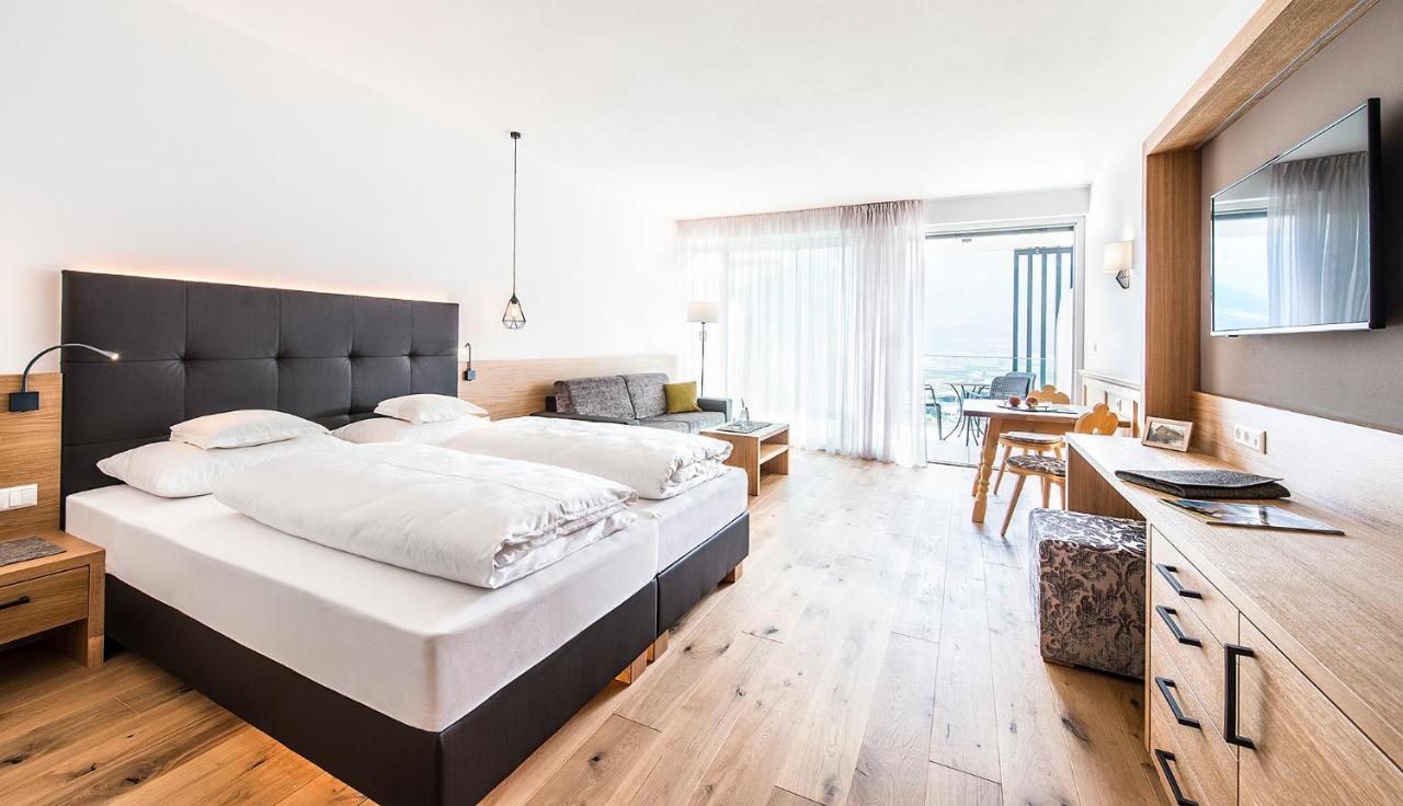 Hotel Törggelehof Cermes Buitenkant foto