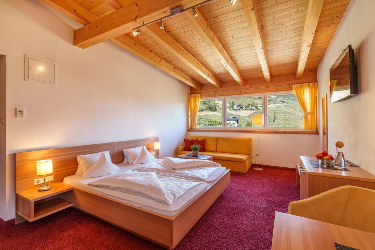 Hotel Törggelehof Cermes Buitenkant foto