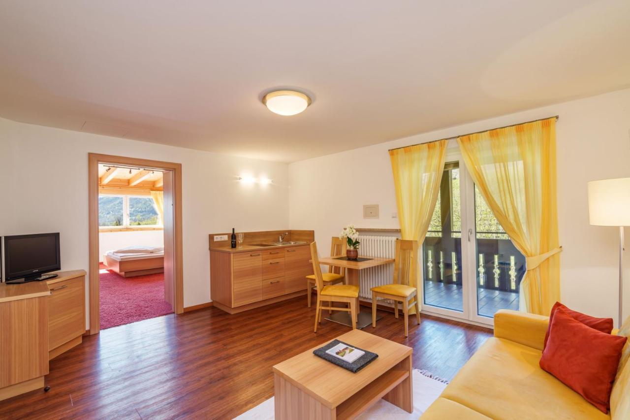 Hotel Törggelehof Cermes Buitenkant foto