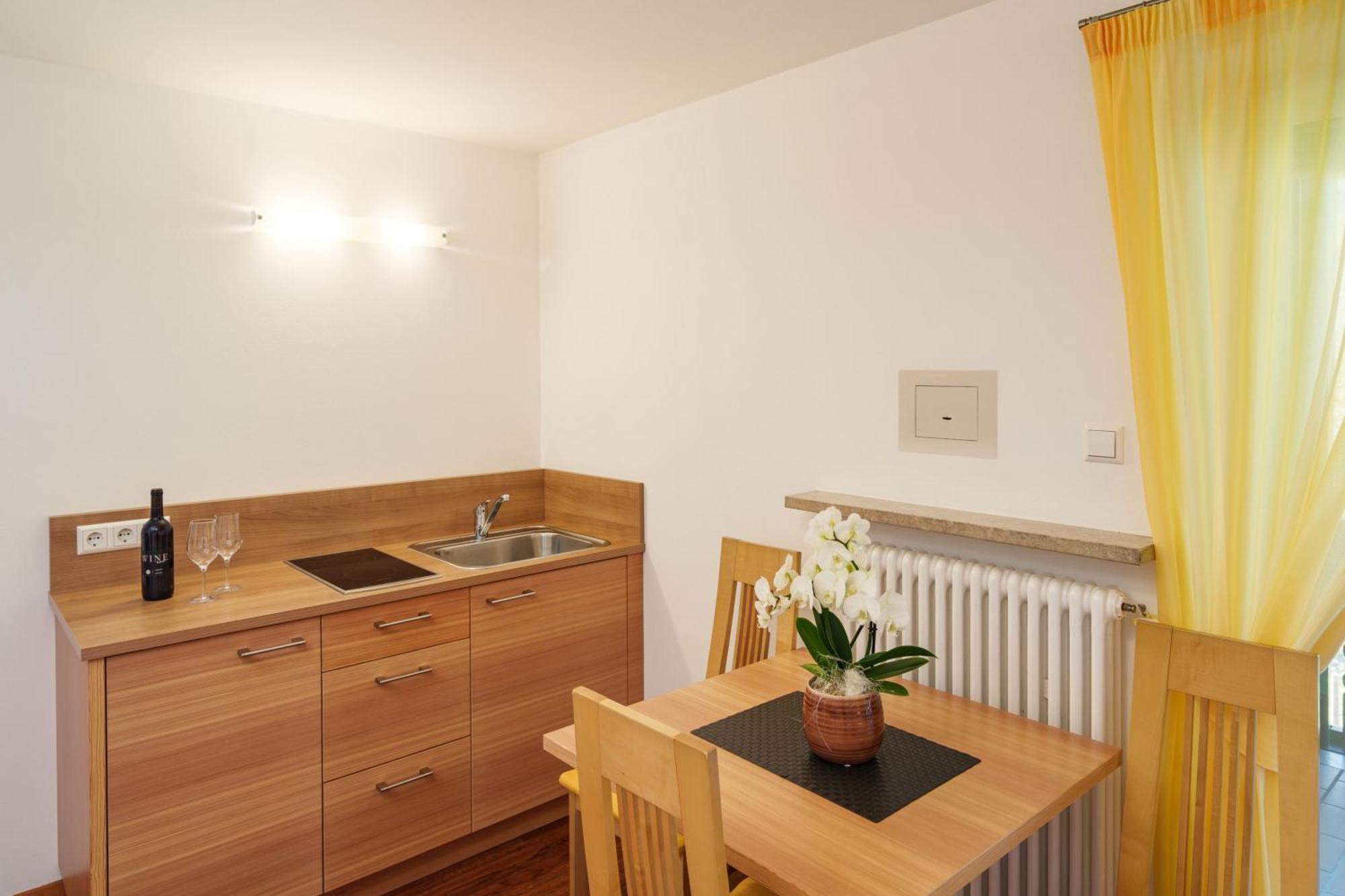 Hotel Törggelehof Cermes Buitenkant foto